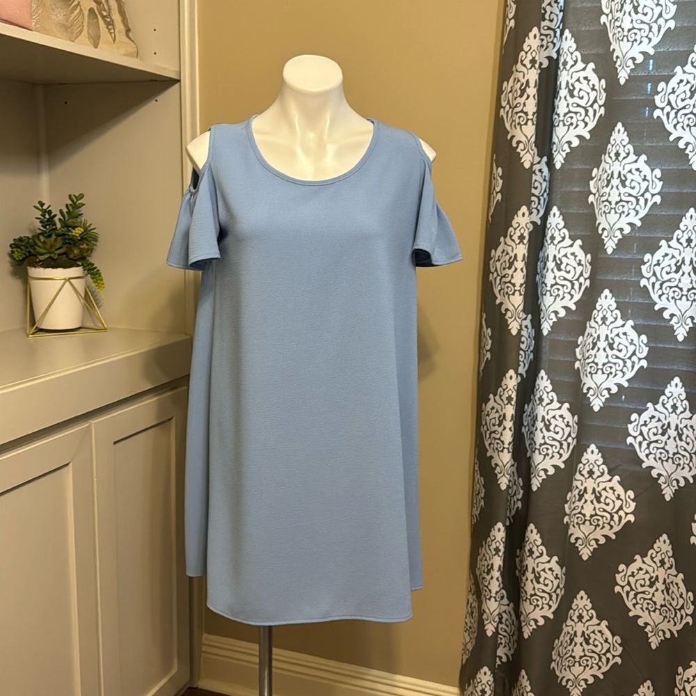 Dress Aline cold shoulder powder blue
